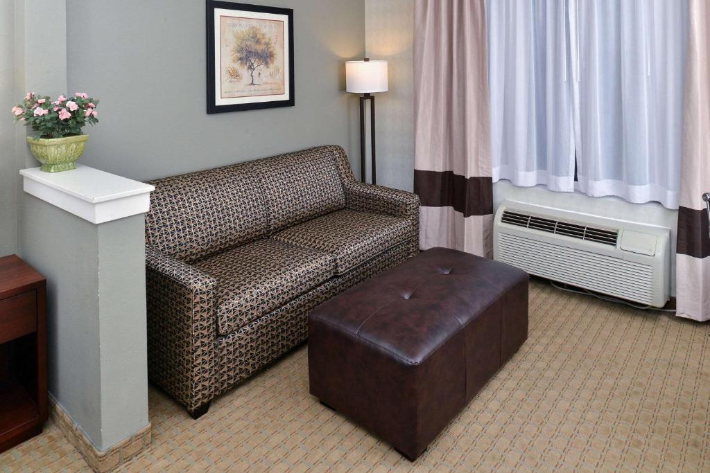 Posezení v ubytování Comfort Suites Airport Tukwila Seattle
