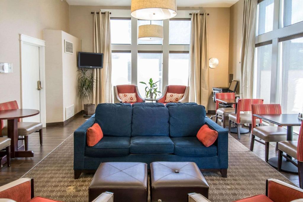 Posezení v ubytování Comfort Inn & Suites