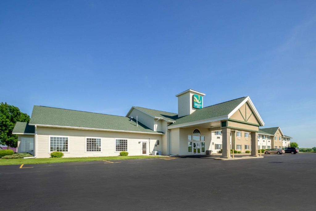 Quality Inn Mineral Point