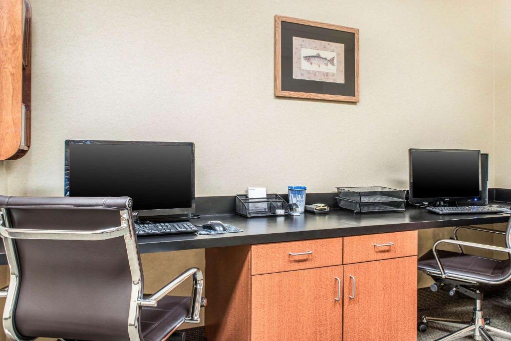 Comfort Inn & Suites Sheridan photo