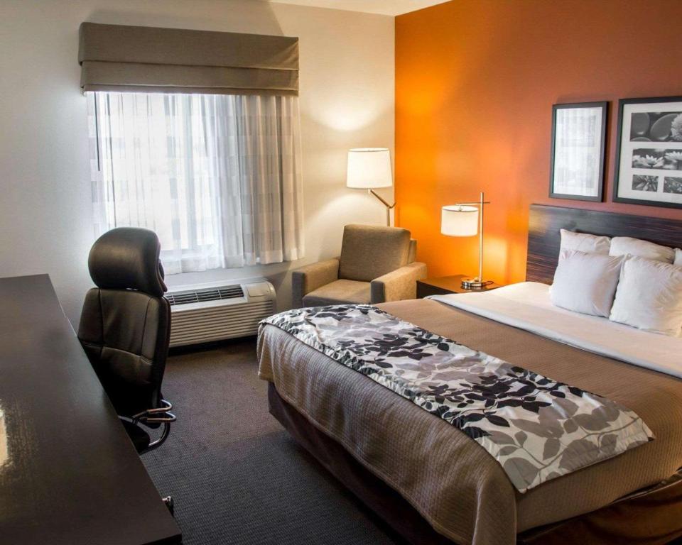 Sleep Inn & Suites Medical Center - King Room - No Fumadores