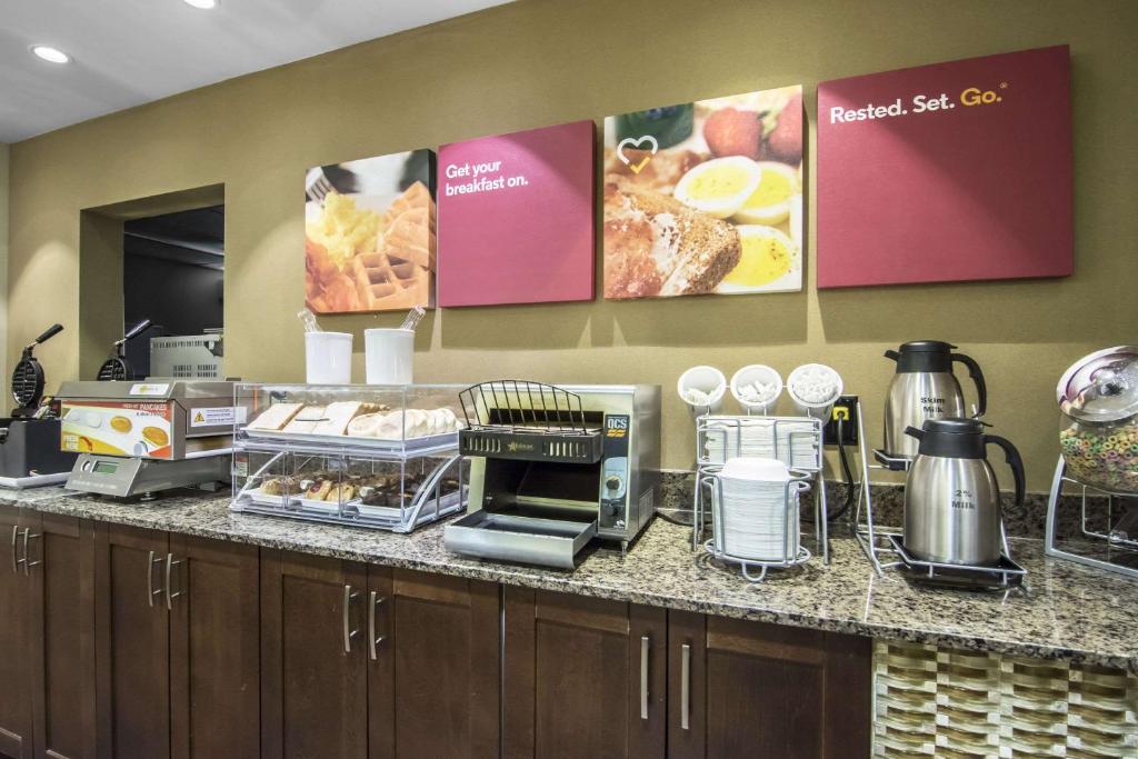 Comfort Suites - Resim 13