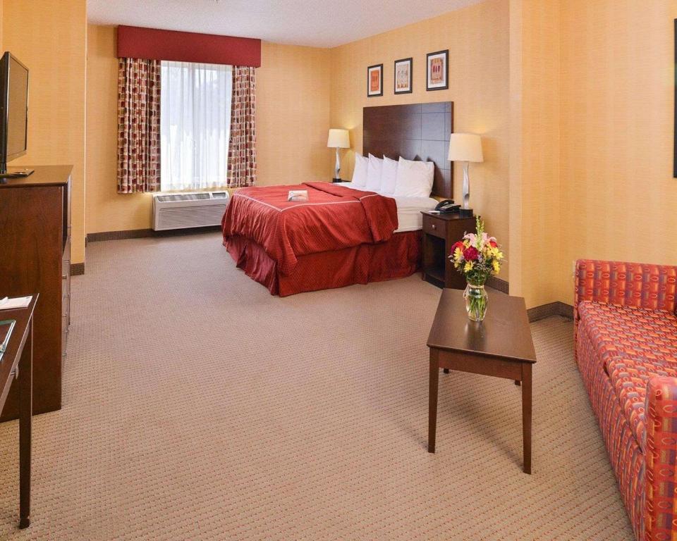 Quality Suites - King Room - Acceso A Discapacitados/no Fumar