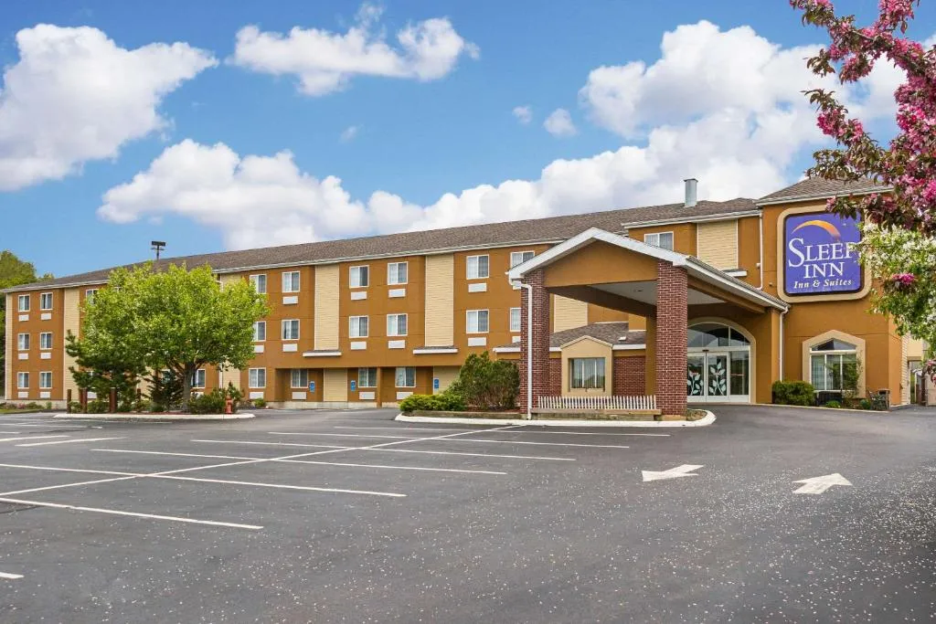 Sleep Inn & Suites in Waterford
