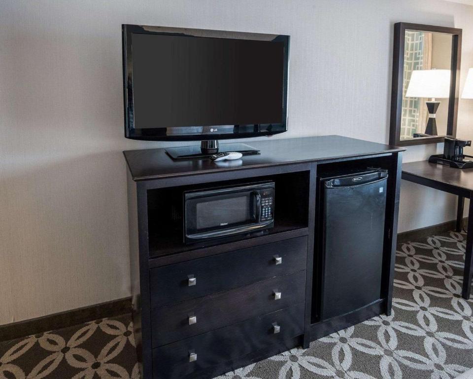 Kuchyň nebo kuchyňský kout v ubytování Comfort Inn Rehoboth Beach