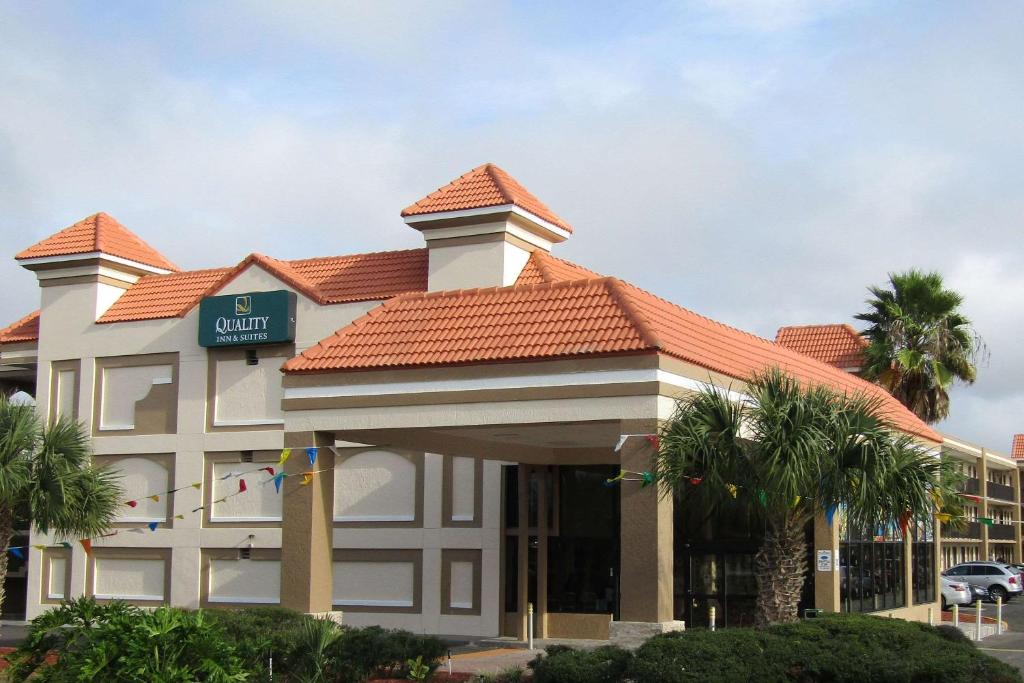 Quality Inn & Suites Kissimmee by The Lake - Housity