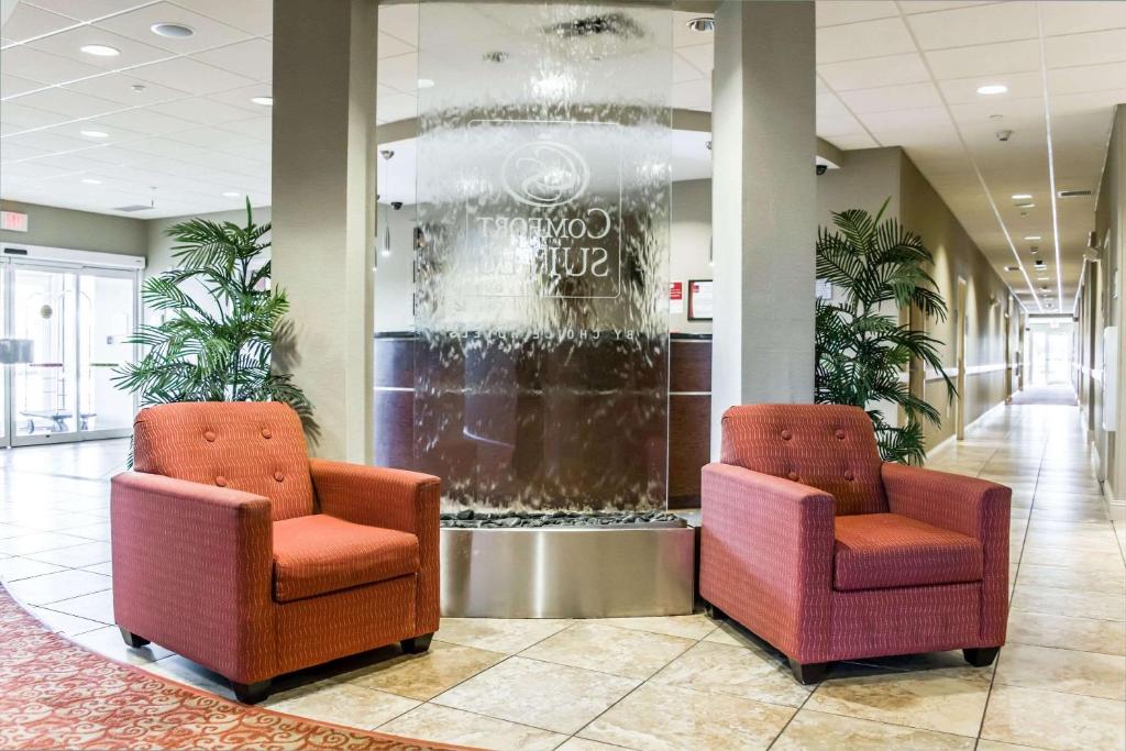 Posezení v ubytování Comfort Suites Palm Bay - Melbourne