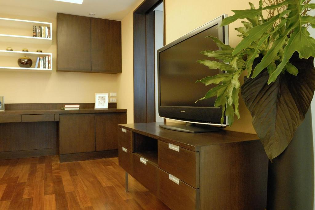 The Narathiwas Hotel & Residence Sathorn Bangkok - Resim 10