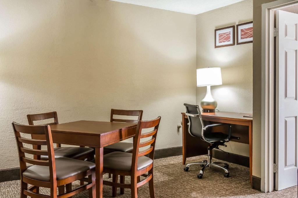 Posezení v ubytování Comfort Inn