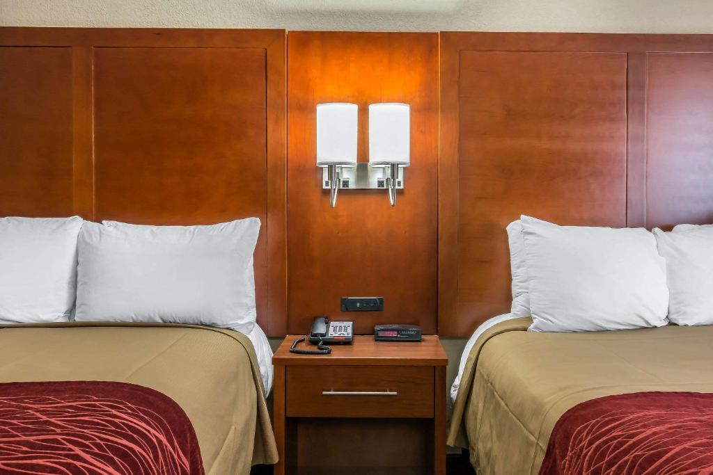 Postel nebo postele na pokoji v ubytování Comfort Inn