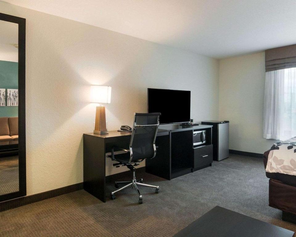 Sleep Inn & Suites Fort Dodge - Suite King Con Divano Letto