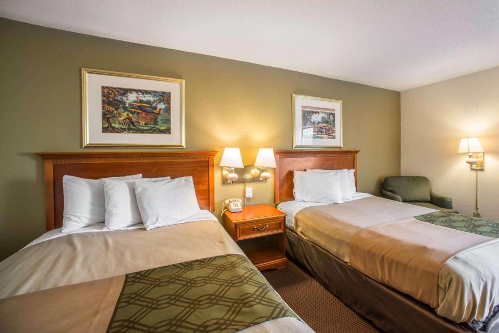 Econo Lodge Marion - Double Room With Two Double Beds - Non-Smoking