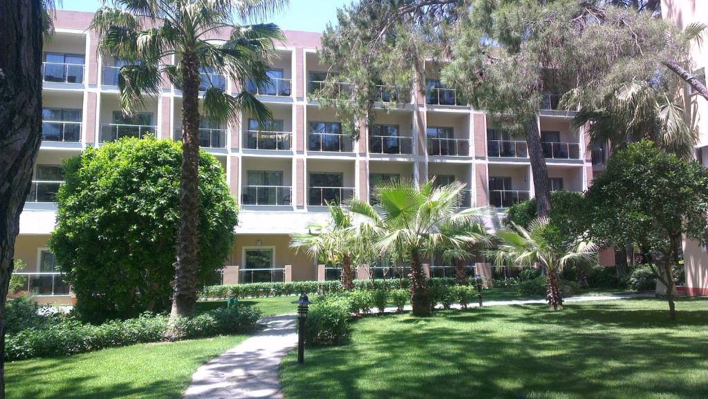 Turquoise Hotel - Deluxe Double Room With Garden View