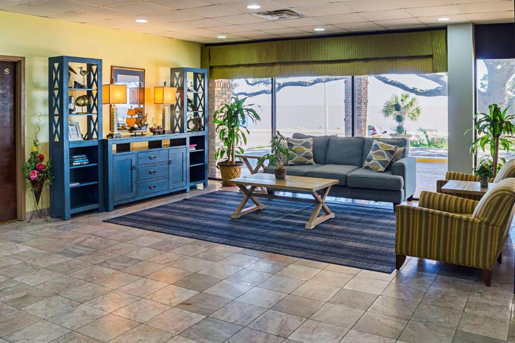 Quality Inn Biloxi Beach photo