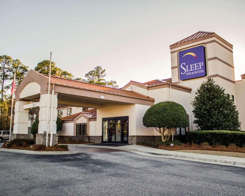 Sleep Inn & Suites Spring Lake - Fayetteville Near Fort Liberty - Housity