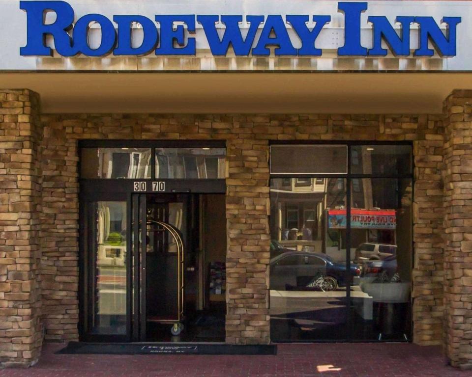 Fotografie z fotogalerie ubytování Rodeway Inn Bronx Zoo v destinaci Bronx