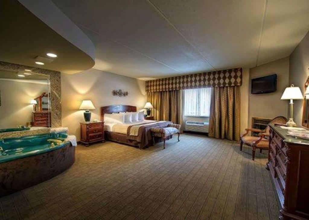 Garden Place Hotel - 