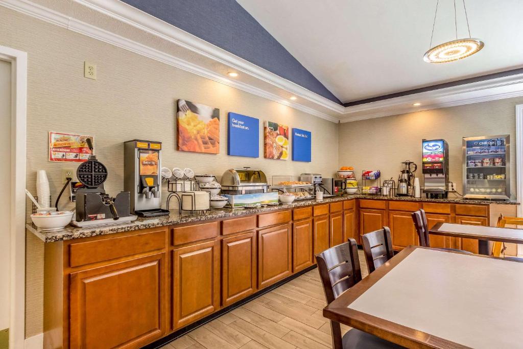 Comfort Inn Independence - Cleveland