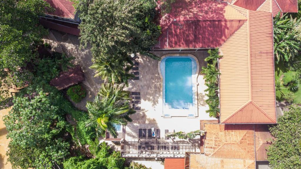 Bazén v ubytování Hotel Gran Jimenoa nebo v jeho okolí