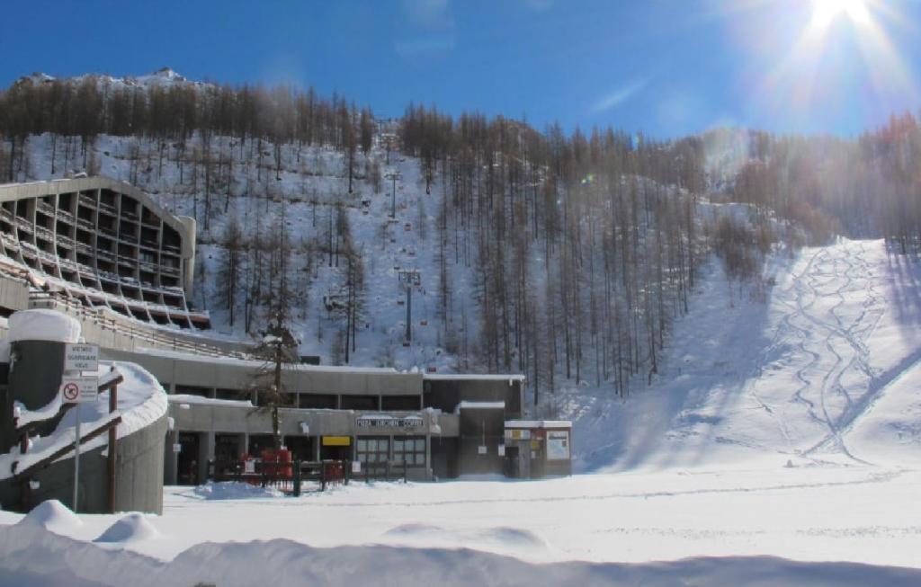 Cervinia Ski In Ski Out - Studio on the slopes - Departamento