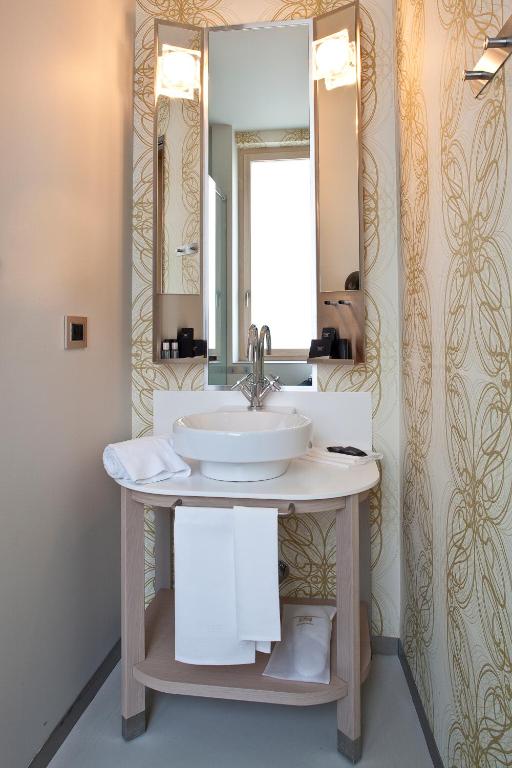 Koupelna v ubytování Nu Hotel