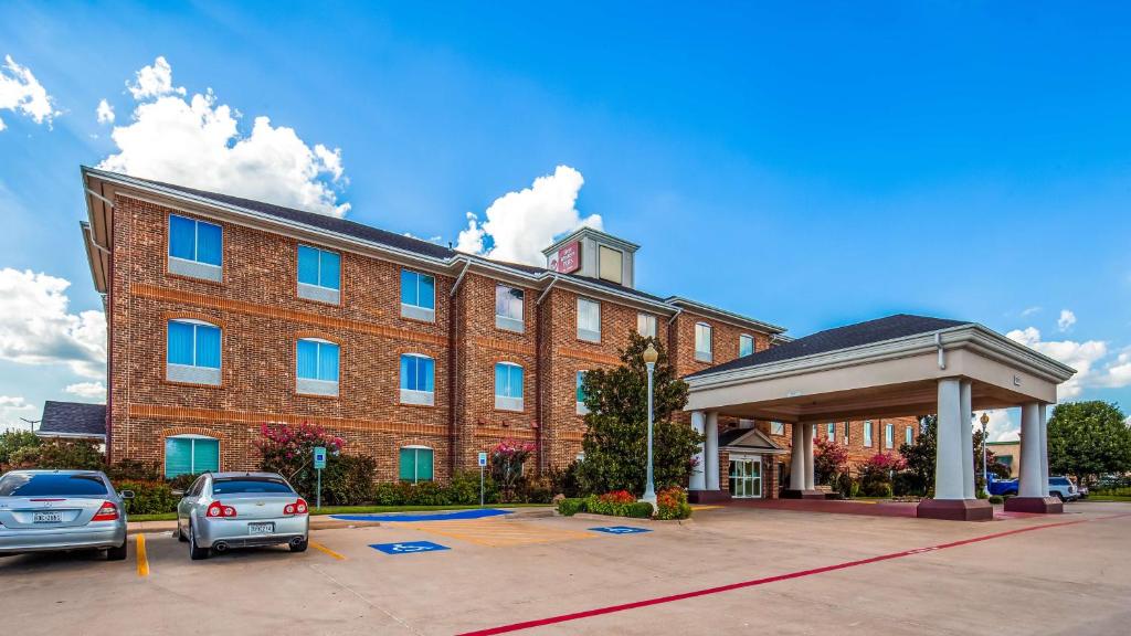 Imagen de la galería de Best Western Plus Waxahachie Inn & Suites, en Waxahachie