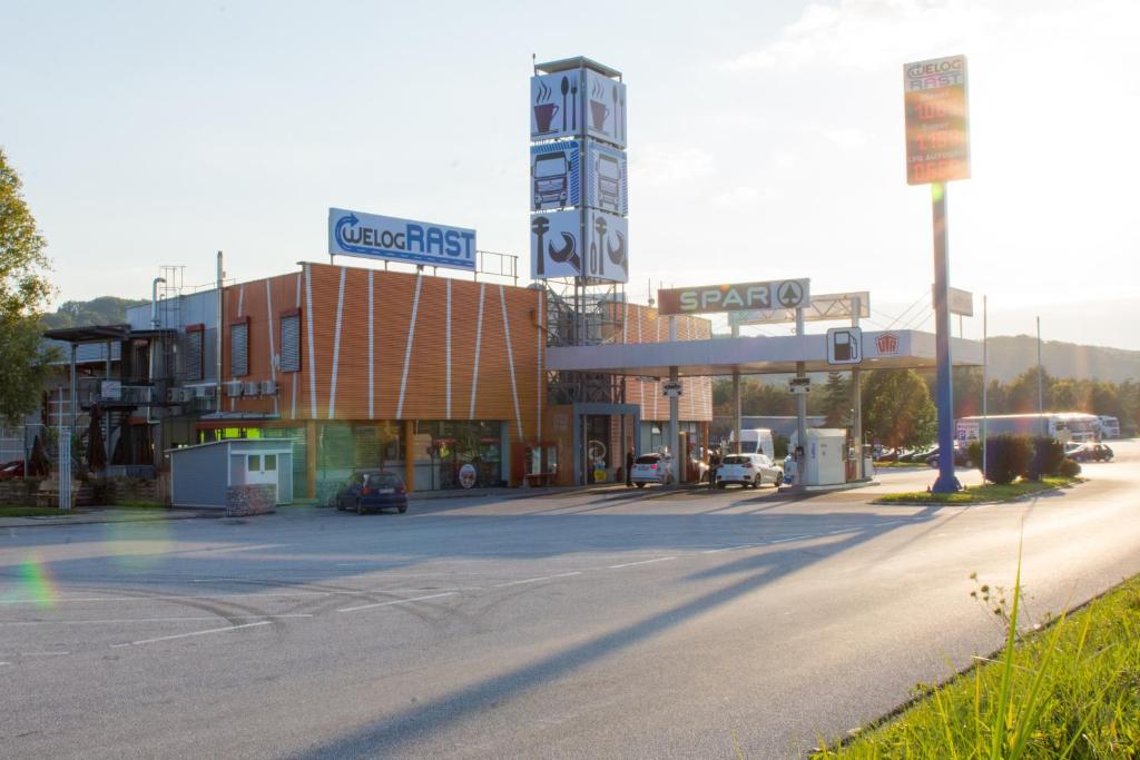 Okolí motelu