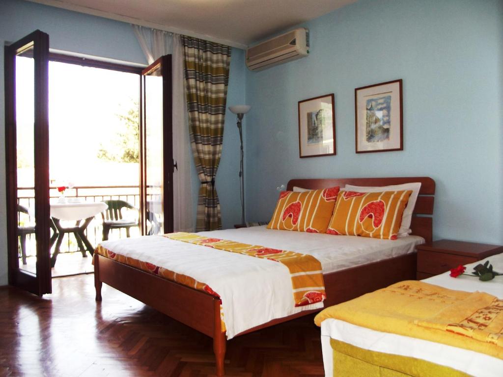 Apartments Miković - Comfort One-Bedroom Apartment