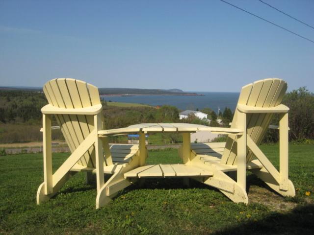 Imagen de la galería de Moore's Specialties Fundy Bay House Rental, en Gardner Creek