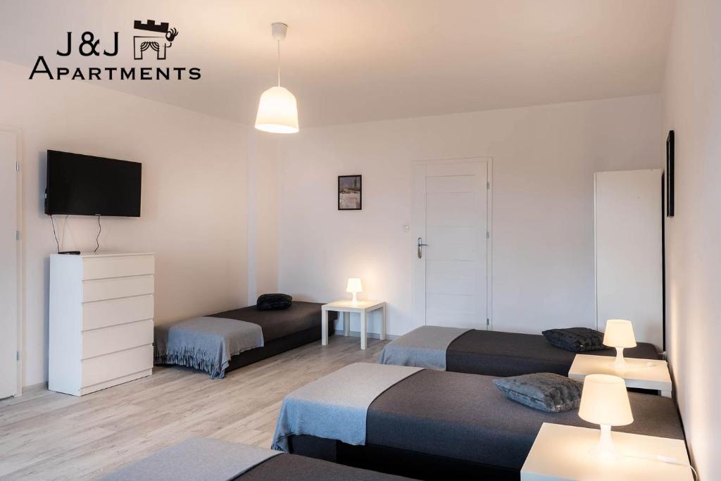 Posedenie v ubytovaní J&J Apartments Łazienna 30 - 12