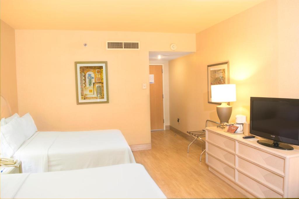 Holiday Inn Express Monterrey Galerias-San Jeronimo, an IHG Hotel