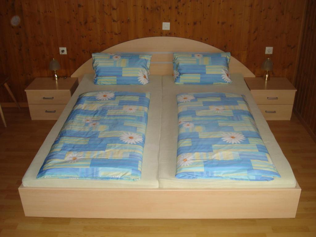 Postel nebo postele na pokoji v ubytování Haus Mondspitze
