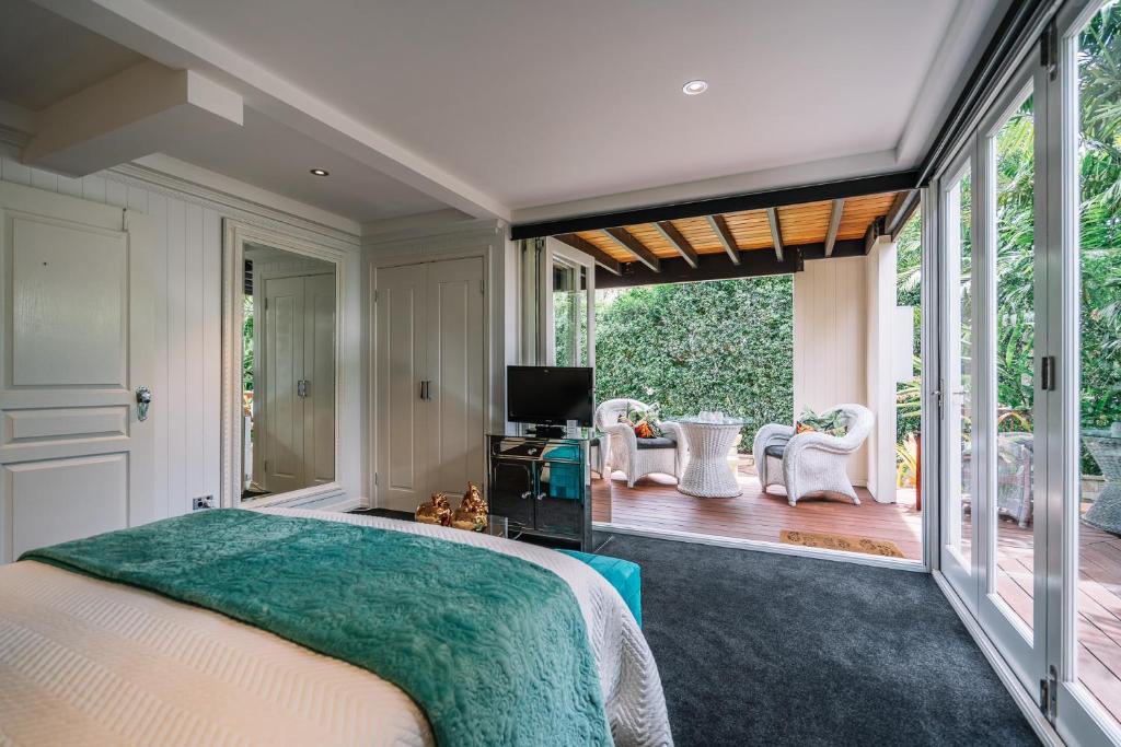 Balmoral Queenslander - Sala De Reina Con Balcón