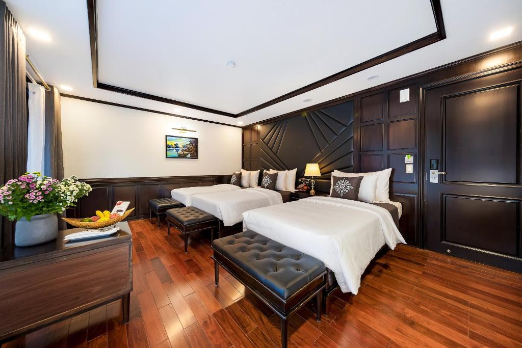 La Regina Legend Cruise - 14