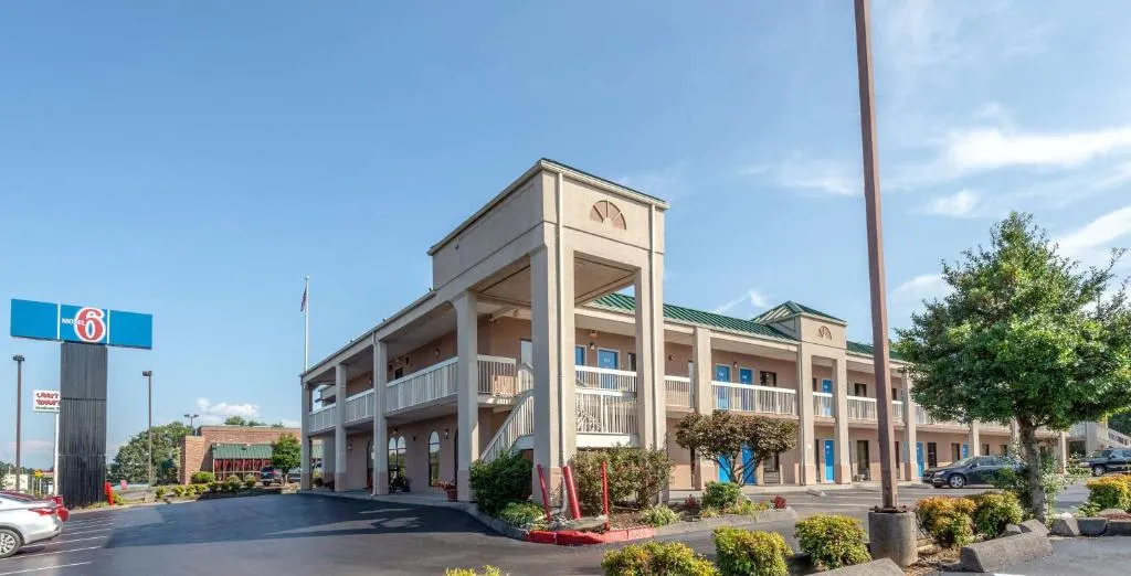 Motel 6-Kingsport, TN in Johnson City