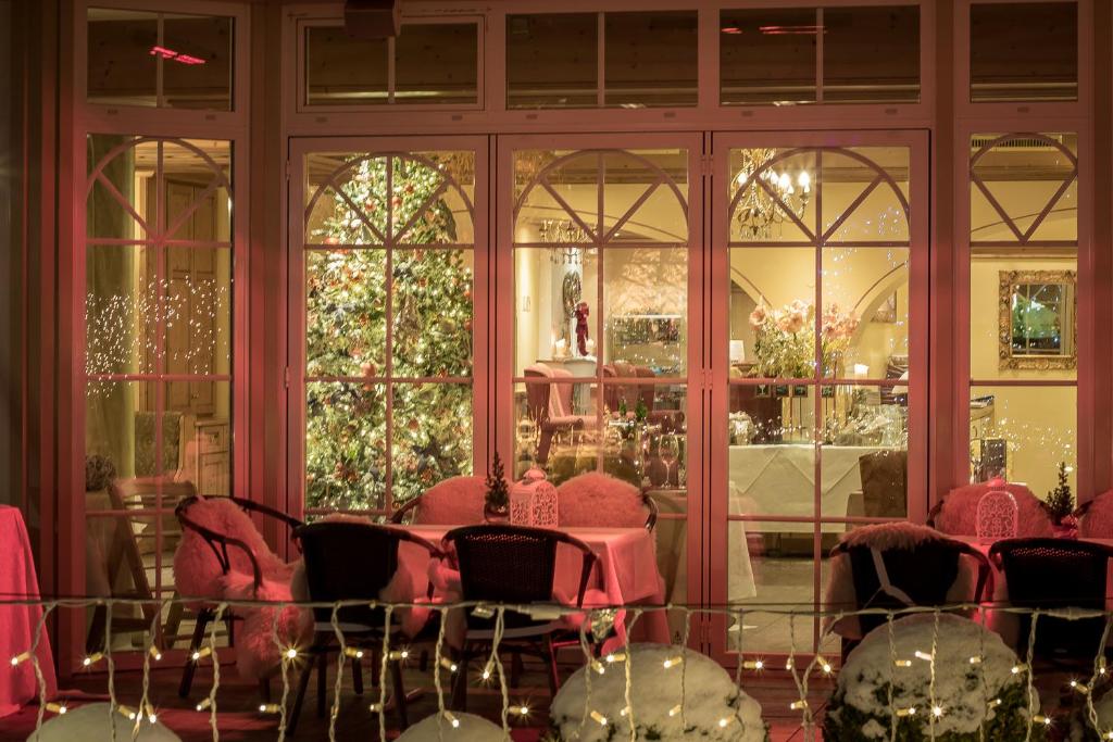 Restaurace v ubytování Hotel Magdalena im Zillertal - Urlaub mit Hund