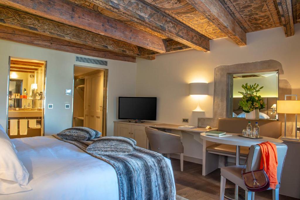 Hôtel Les Armures - Resim 19