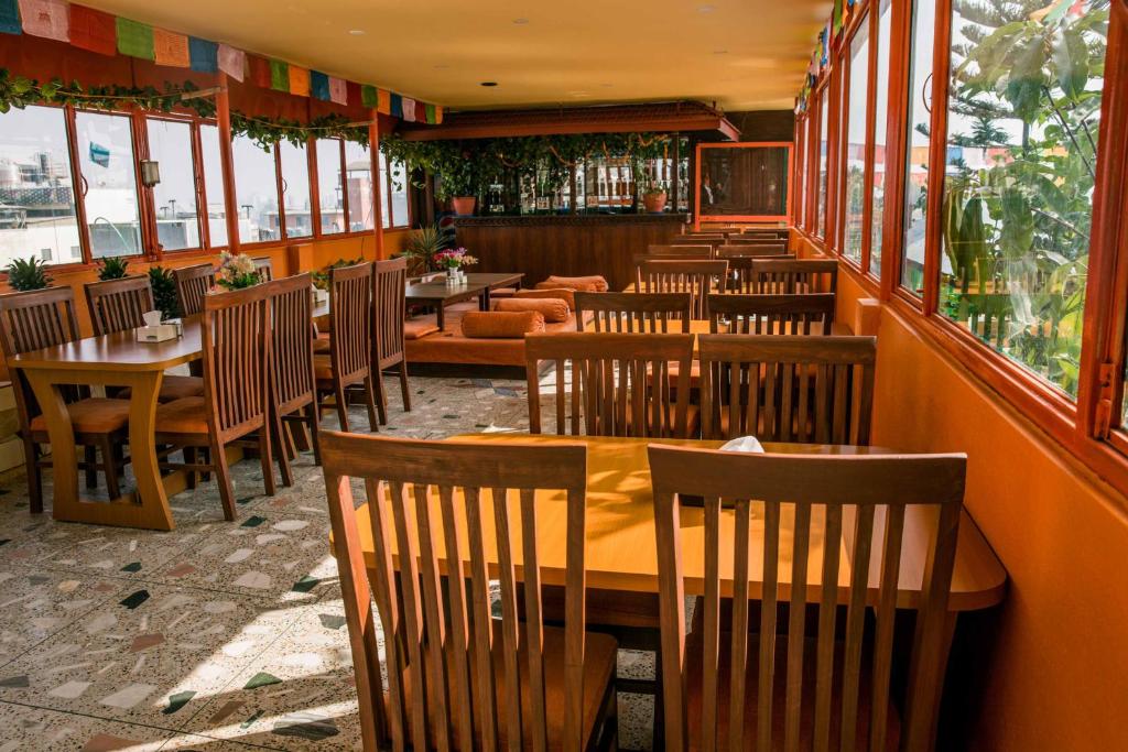 Restaurace v ubytování Hotel Nepalaya