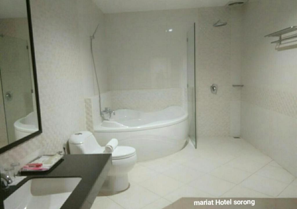 Hotel Mariat Sorong - Salle Familiale De Luxe