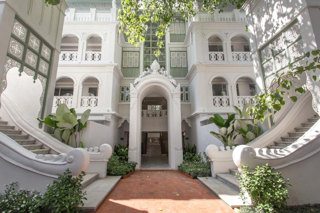 Mặt tiền/cổng chính của The Inside House