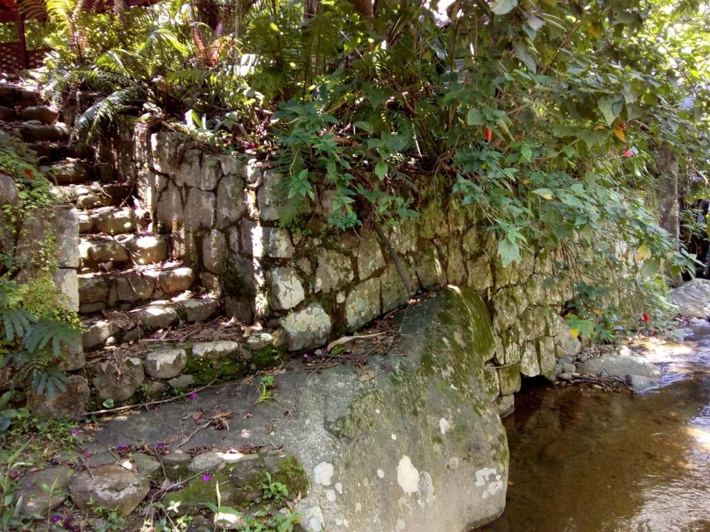  Casa e Flat da Cachoeira