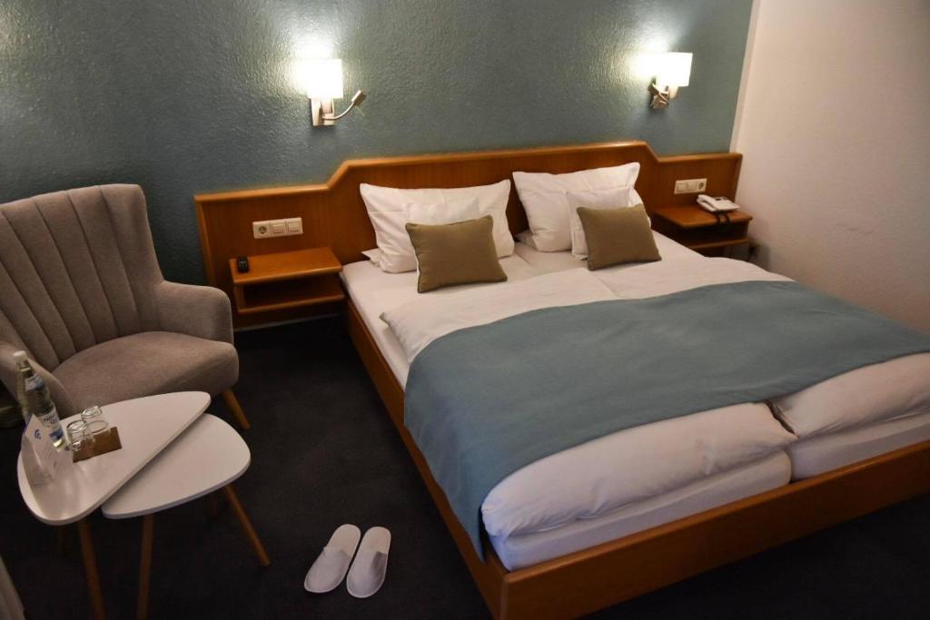 Martins Klause Airport Messe Hotel - Self Check-In - Standard Double Room With Balcony