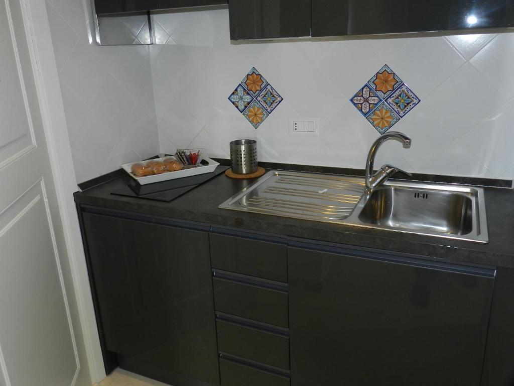 Kuchyňa alebo kuchynka v ubytovaní villa verde sul mare