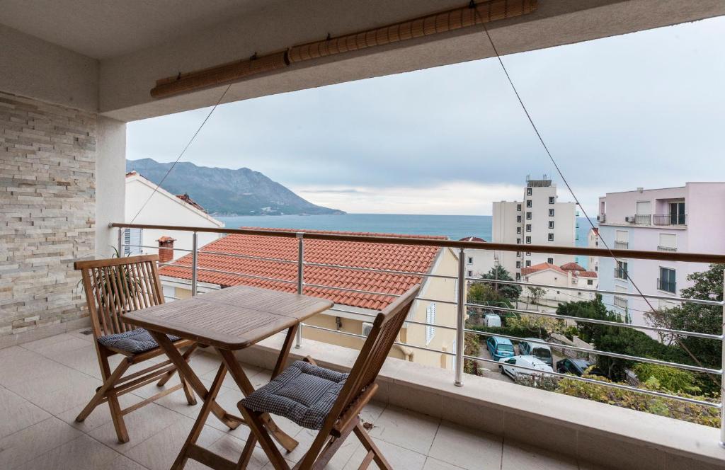 Apartment-Hotel Vila Petrovic-Becici - Apartment With Two Bedrooms And Sea View
