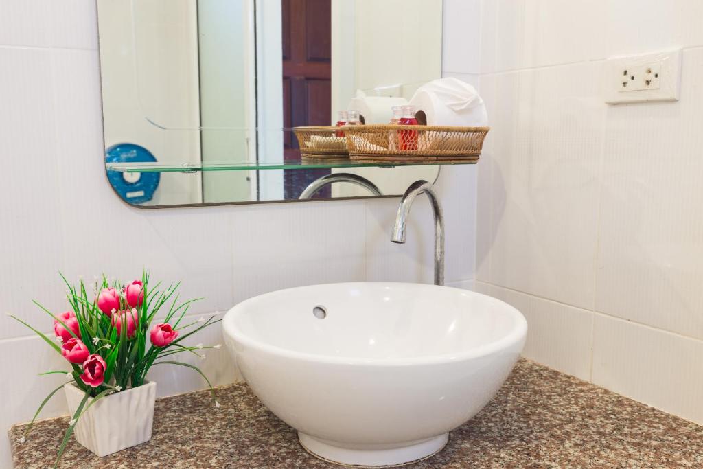 Kasemsuk Hotel Karon - 9