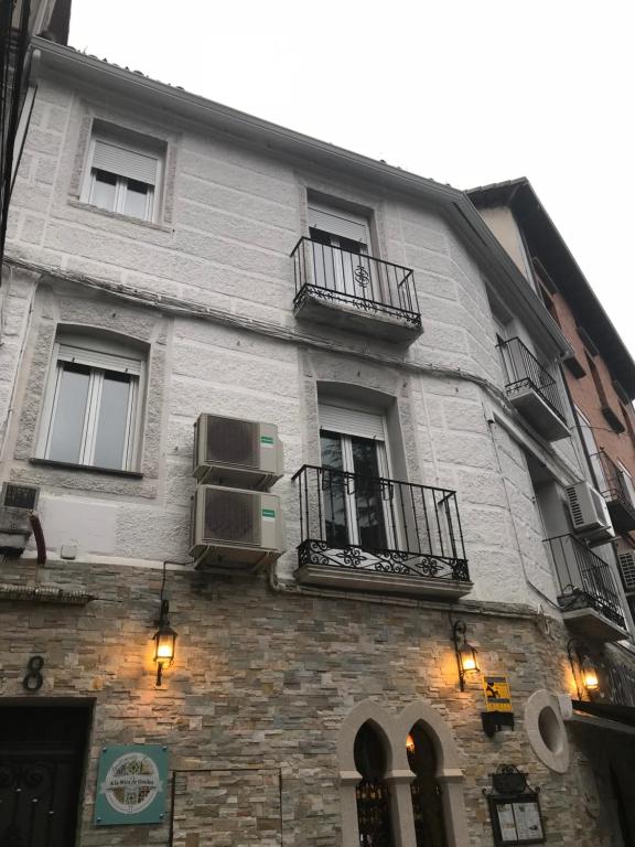 Budova, v ktorej sa apartmán nachádza