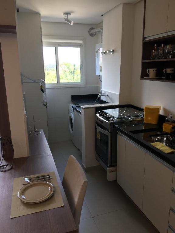  Apartamento novíssimo em Granja Viana