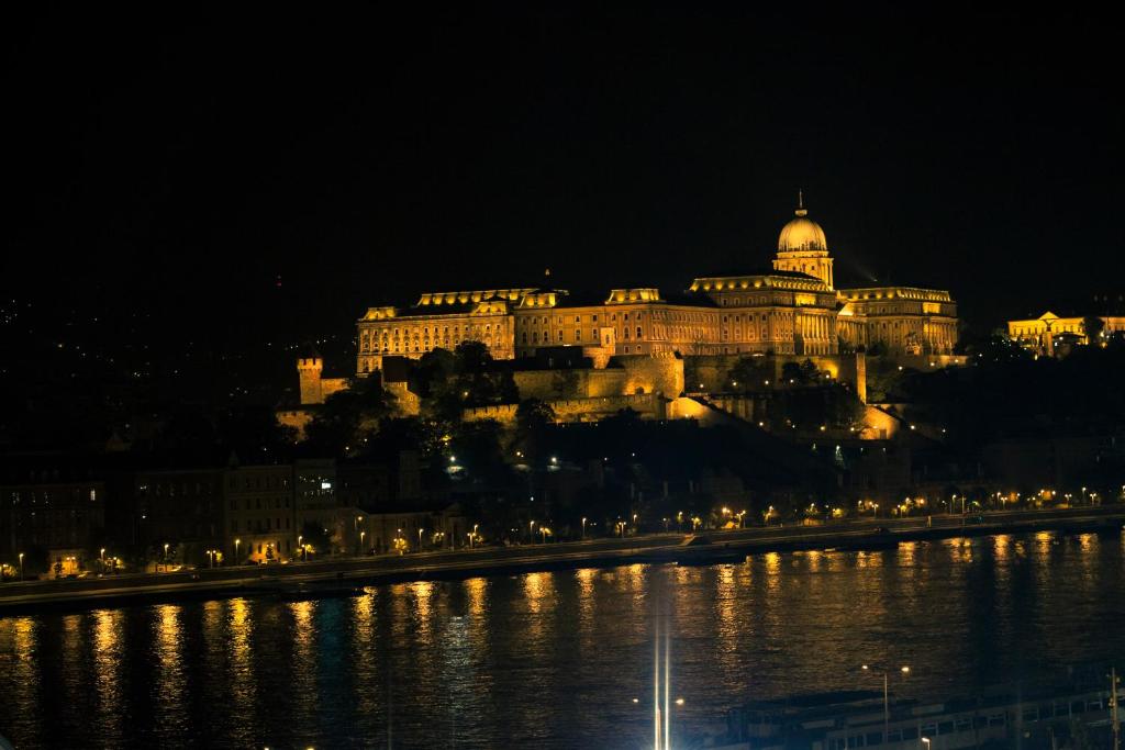 City Hotel Matyas - Resim 19