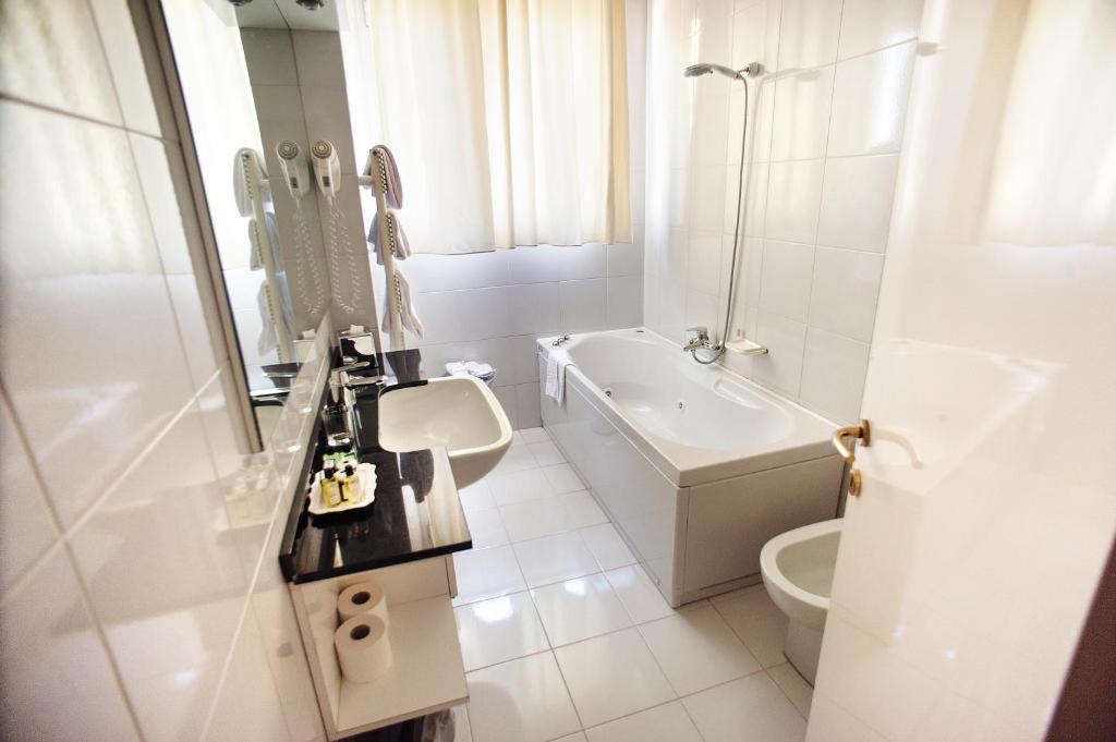 Koupelna v ubytování Grand Hotel Passetto