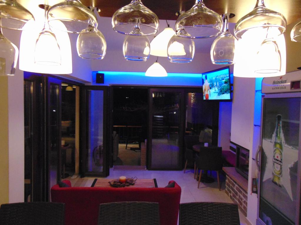 Telewizja i/lub zestaw kina domowego w obiekcie Spela House